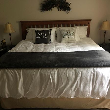 Plush Garden Level Apartment Near Stowe Morristown المظهر الخارجي الصورة